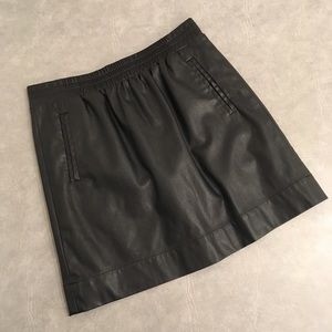 Loft Black Faux/Vegan Leather Elastic Waist Skirt
